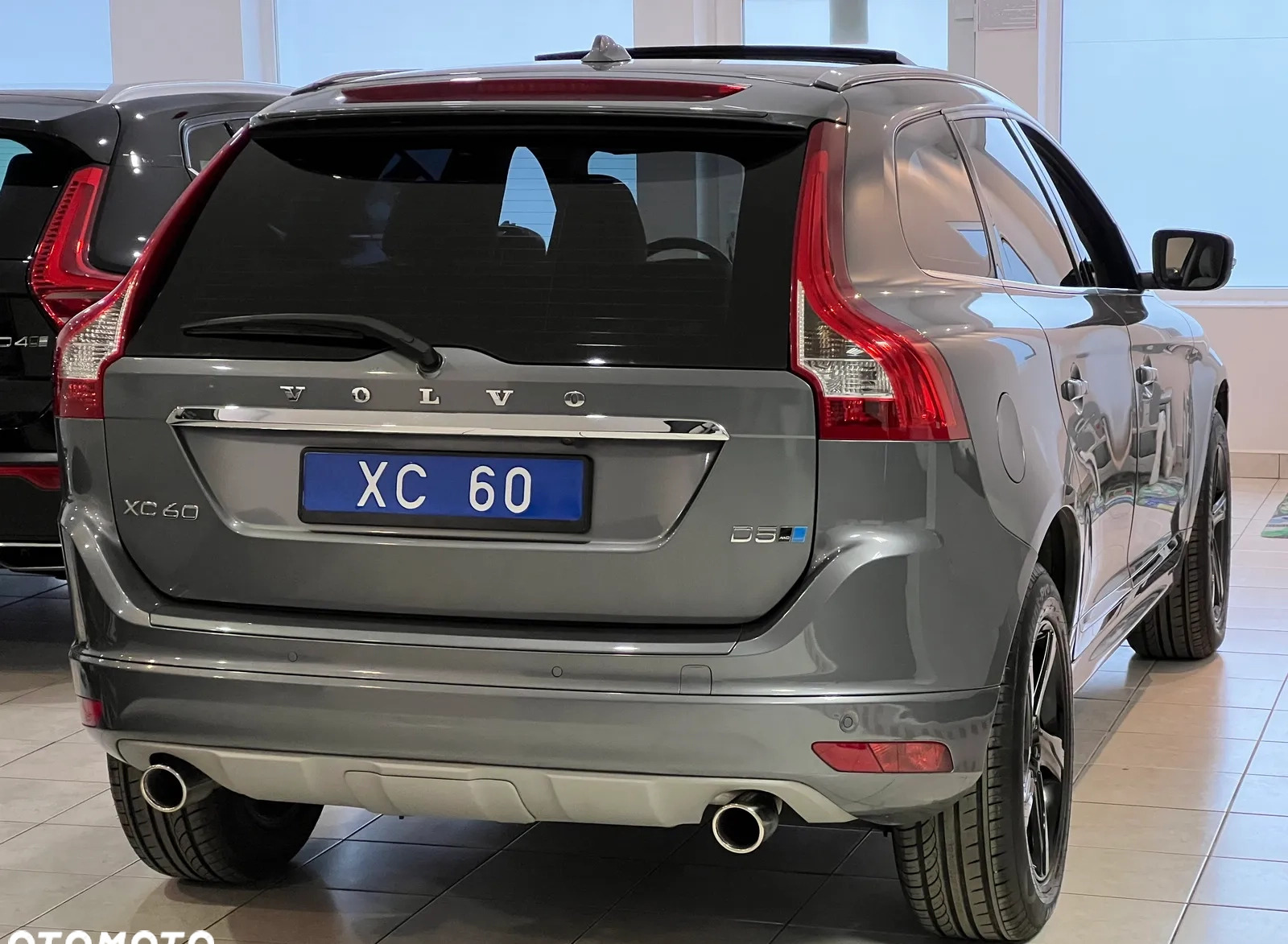 Volvo XC 60 cena 125700 przebieg: 162000, rok produkcji 2017 z Stawiszyn małe 172